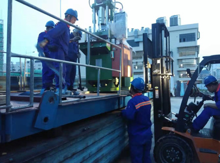 设备搬运吊装-珠海某公司设备搬运吊装