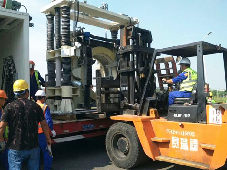 承包所有的木箱设备搬运