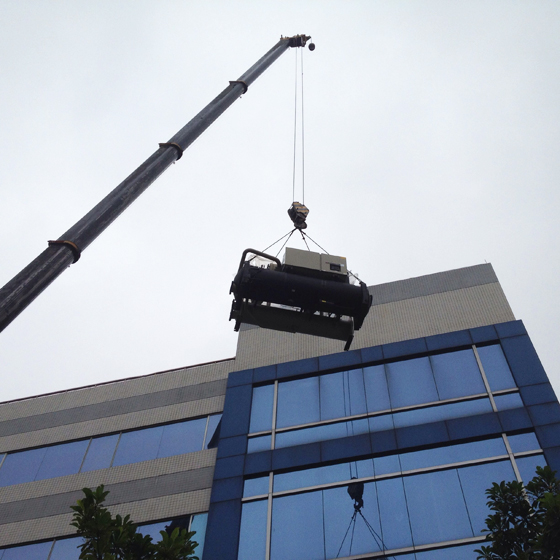 精密设备高空吊装-工程案例